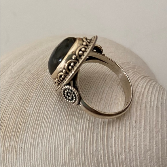 Labradorite Ring Sterling Silver Size 8 - Picture 3 of 5